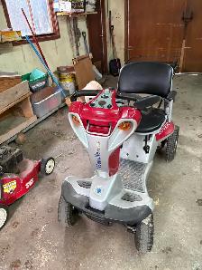 HUGE VINTAGE ESTATE SALE! EVERYTHING MUST GO! MAKE AN OFFER! - Photo 6