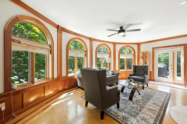 LUXURY HOME FOR SALE – PRICED BELOW MARKET VALUE! 39 Cedar - Photo 15