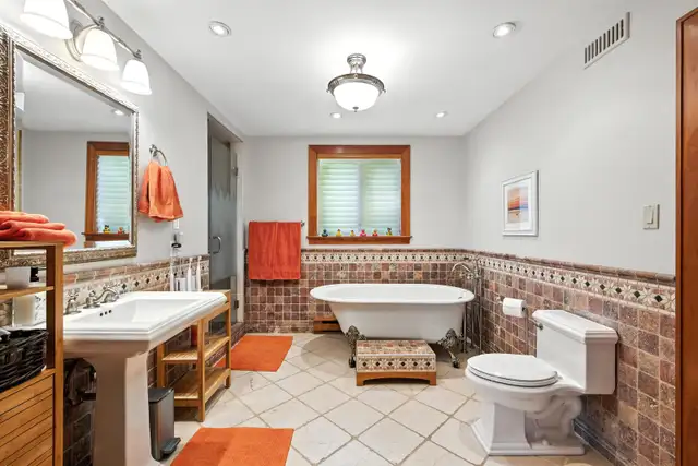 LUXURY HOME FOR SALE – PRICED BELOW MARKET VALUE! 39 Cedar - Photo 30