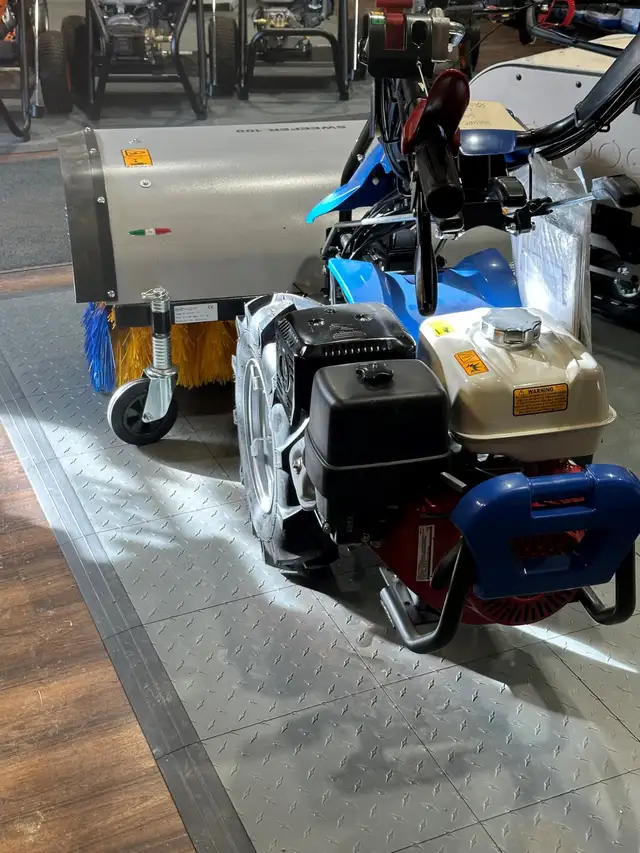 BCS 739 SWEEPER WITH 40" BROOM – BROTHERS TWO SMALL ENGINES INC - Photo 4