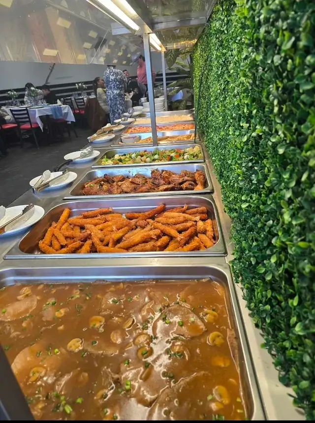 FOR SALE: TURNKEY RESTAURANT – HIGH TRAFFIC LOCATION