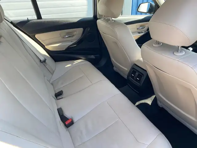 2014 BMW 3 Series 320i xDrive - Photo 11