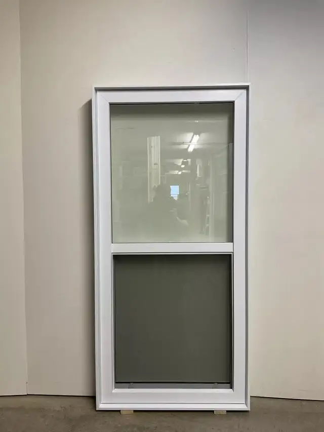 10636GP Fenêtre PVC Guillotine simple  31 1/4  x 65 1/4