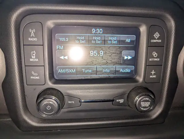 2021 Jeep Wrangler SPORT WITH 3.6L V6 ENGINE/SOFT TOP ONLY! - Photo 13