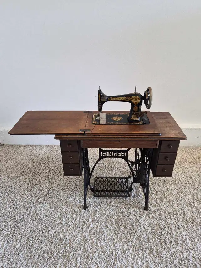 DELIVERY AVAILABLE Singer Treadle Vintage Sewing Machine Antique - Photo 4