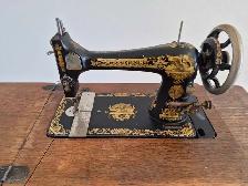 DELIVERY AVAILABLE Singer Treadle Vintage Sewing Machine Antique - Photo 9