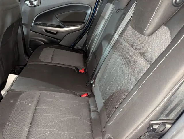 2020 Ford EcoSport SE WITH A SUNROOF/AMAZING GAS MILEAGE! - Photo 8