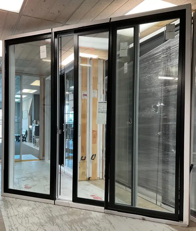 1440PP Porte patio Hybride 9’ Noire 107 3/16×95 1/2 ouv. Gauche