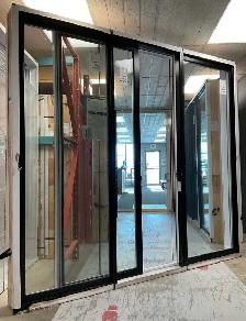 1439PP Porte patio 9’ Noire 107 3/16×95 1/2 ouv. Droite