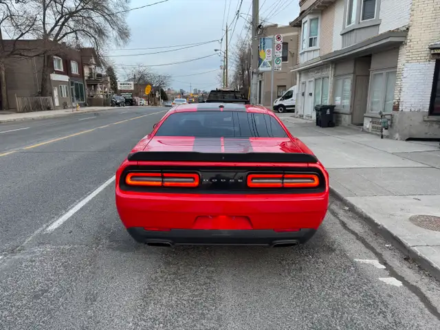 2016 DODGE CHALLENGER SXT PLUS ! NO ACCIDENTS ! CERTIFIED ! - Photo 5