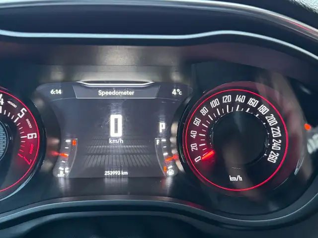 2016 DODGE CHALLENGER SXT PLUS ! NO ACCIDENTS ! CERTIFIED ! - Photo 14