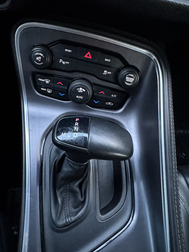 2016 DODGE CHALLENGER SXT PLUS ! NO ACCIDENTS ! CERTIFIED ! - Photo 18