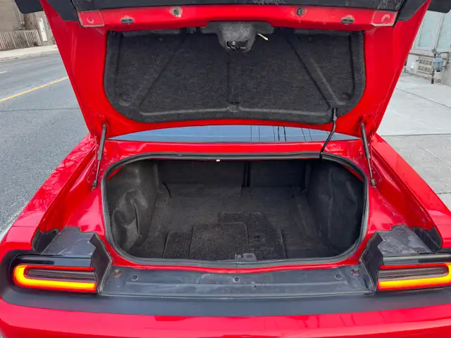 2016 DODGE CHALLENGER SXT PLUS ! NO ACCIDENTS ! CERTIFIED ! - Photo 23