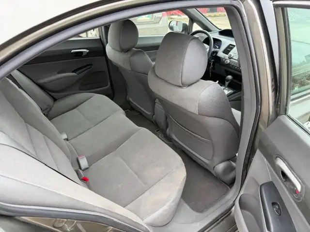 2006 Honda Civic Sdn LX Brand New Safety only 52km - Photo 17