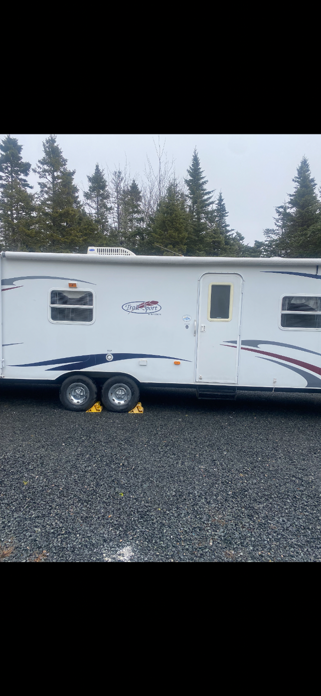 TRAILER! Great condition - Photo 2