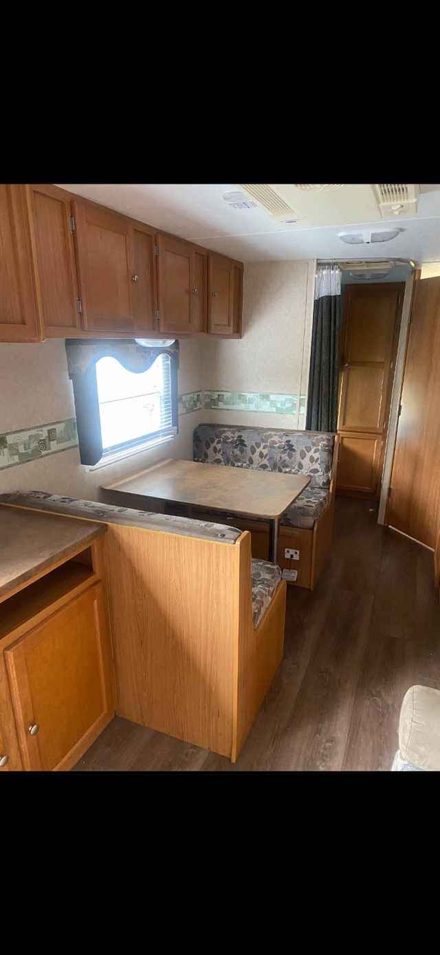 TRAILER! Great condition - Photo 3