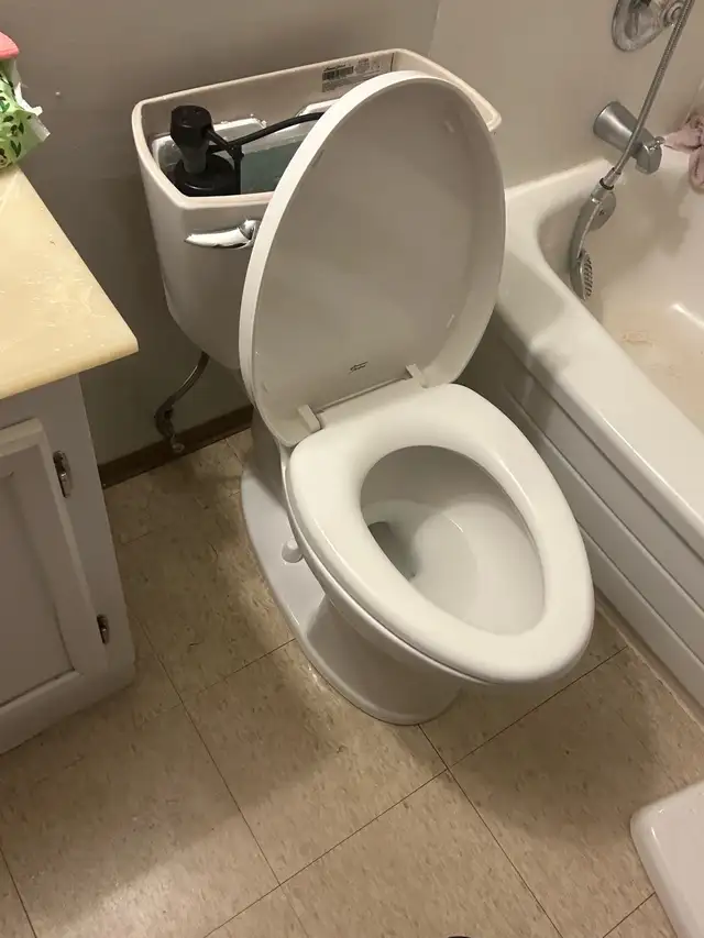 TOILET❗️Hamilton PLUMBER ☎️647-232-5731 - Photo 4