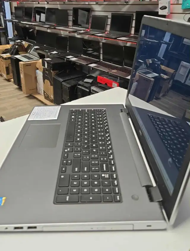 Laptop Dell Inspiron 5758 17,3 po i5-4210U 16Go SSD 240Go DVD - Photo 3