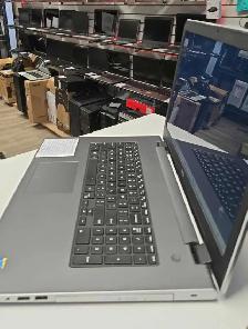 Laptop Dell Inspiron 5758 17,3 po i5-4210U 16Go SSD 240Go DVD - Photo 3