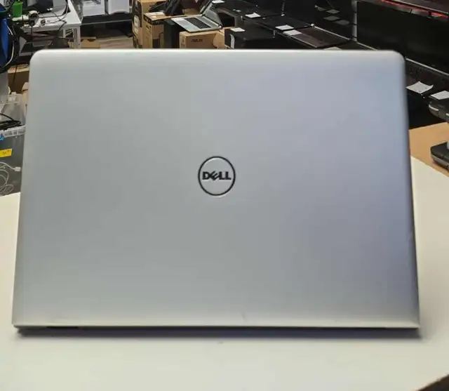 Laptop Dell Inspiron 5758 17,3 po i5-4210U 16Go SSD 240Go DVD - Photo 4