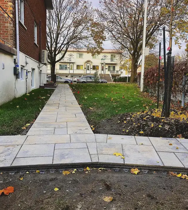 Landscaping / Pave - Photo 2