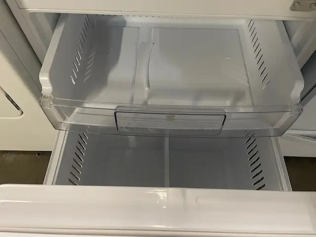 Réfrigérateur blanc congélateur en bas Kenmore Elite - Photo 3