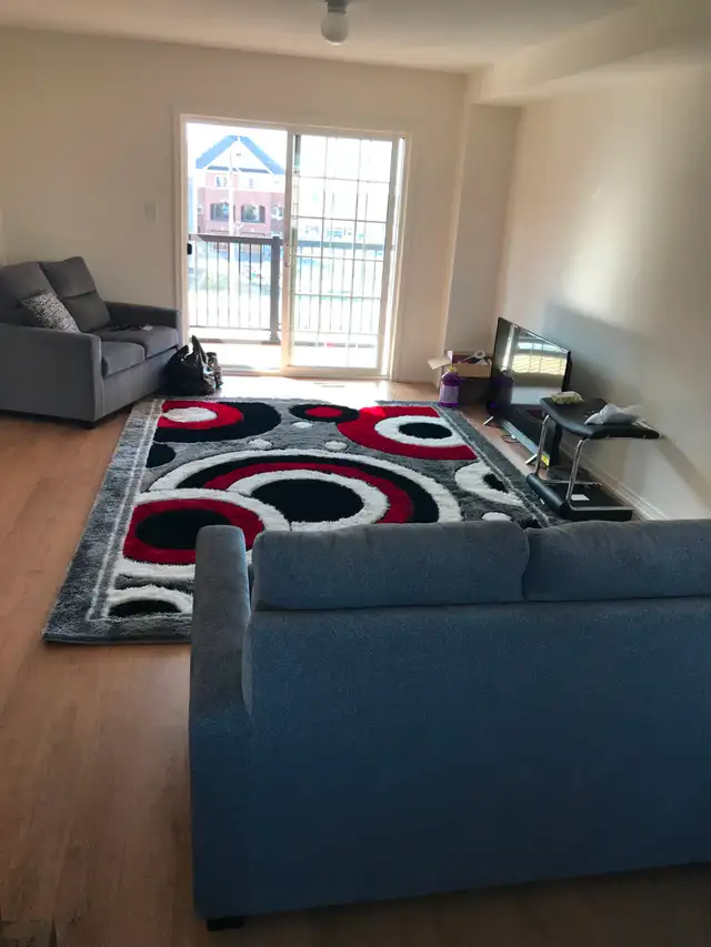 Ajax 3BR House for Rent | 3 Parking - Photo 10