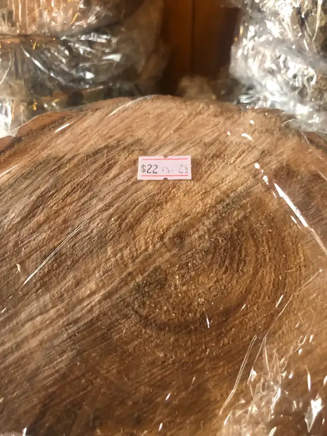 Plusieurs tranches de bois allant de 4$ à 25$ la tran - Photo 4