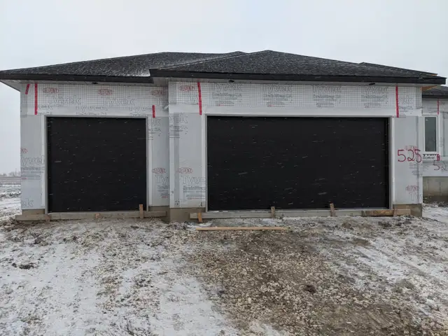 Garage Door Sales and Service 204-996-9600 - Photo 5