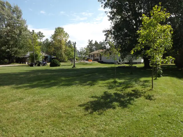 Large waterfront property West Arm of Lake Nippising - Photo 7