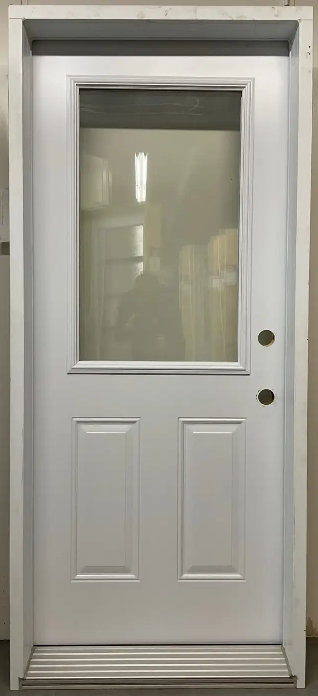 1446PA Porte d’acier 34″G Blanche Verre clair stock B 23×37