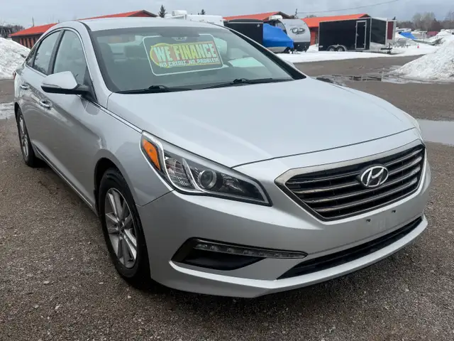2015 Hyundai Sonata - Photo 4