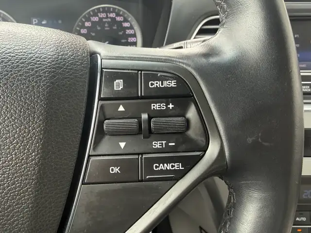 2015 Hyundai Sonata - Photo 9