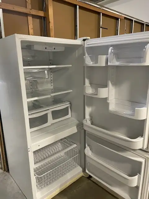 Réfrigérateur blanc 30'' congélateur en bas Maytag - Photo 2