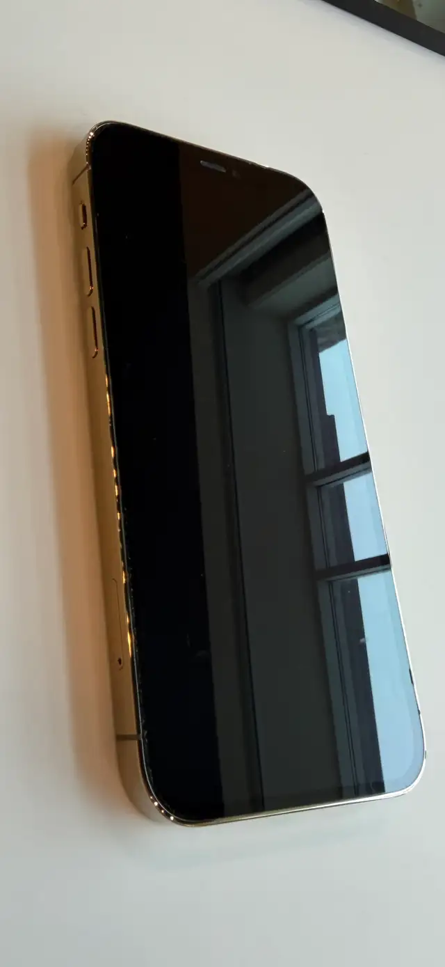 iPhone 12 Pro 512gb Gold Like New! - Photo 3