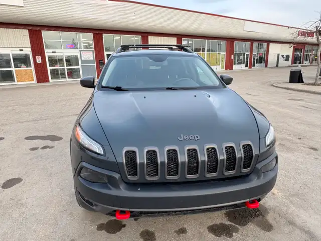 Jeep Cherokee Trailhawk - Photo 3