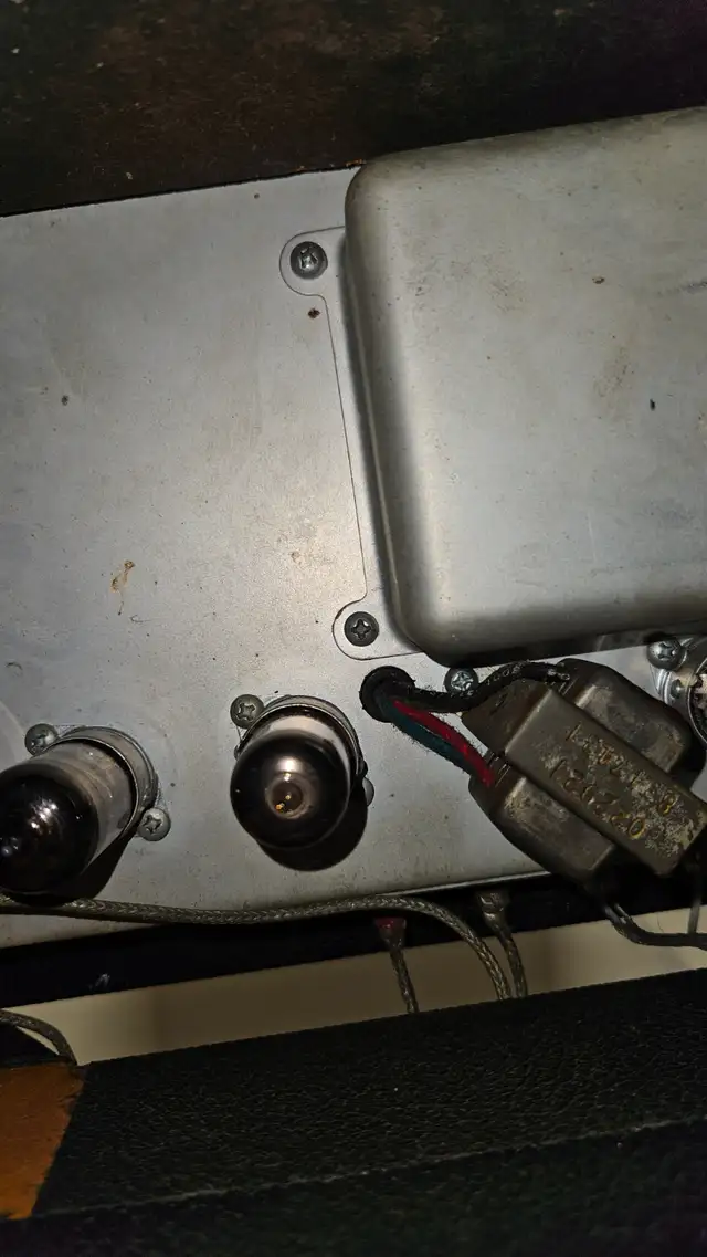 Vontage Fender Deluxe Reverb - Photo 8