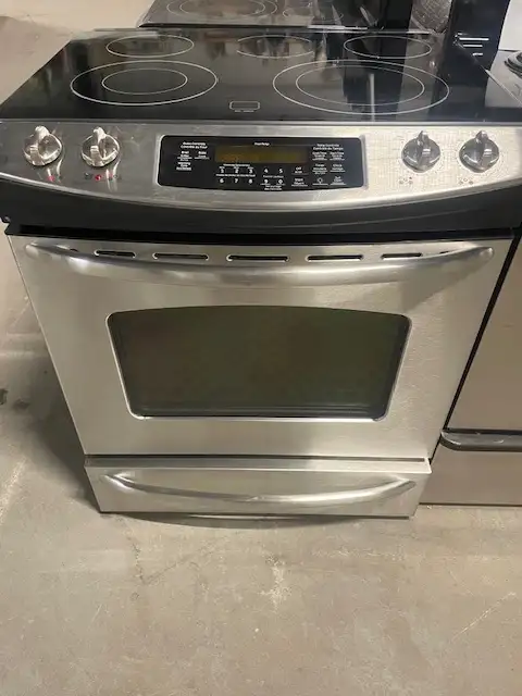 Cuisinière stainless encastrable vitrocéramique convection GE
