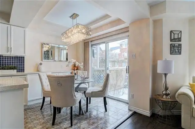 Superb Townhome in Thornhill - Photo 7
