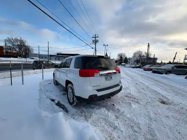 GMC Terrain 2013 Aut. AWD A/C $4795. Rusty 450-820-0550 - Photo 2