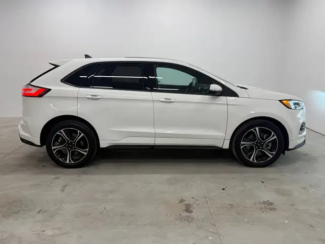 2022 Ford Edge - Photo 4
