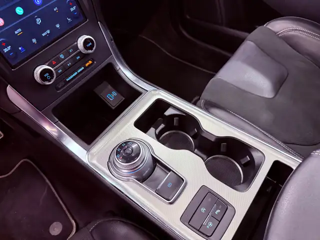 2022 Ford Edge - Photo 11