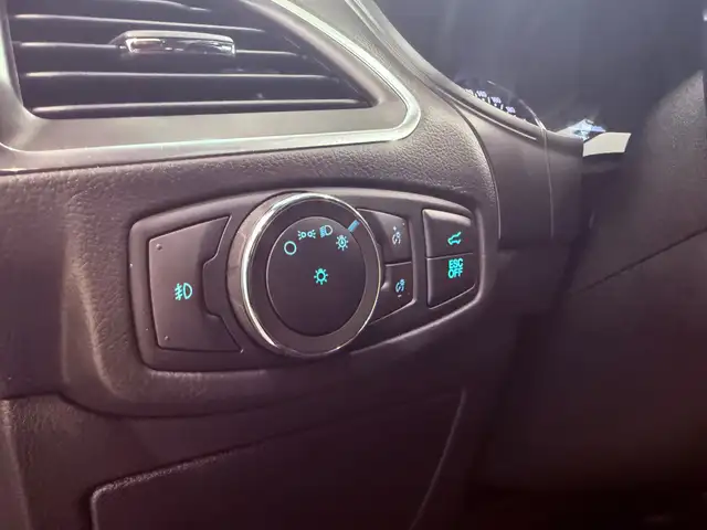 2022 Ford Edge - Photo 12