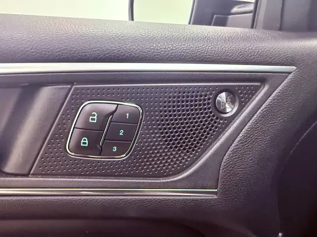 2022 Ford Edge - Photo 13