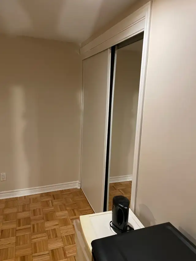 room for rent - Photo 5