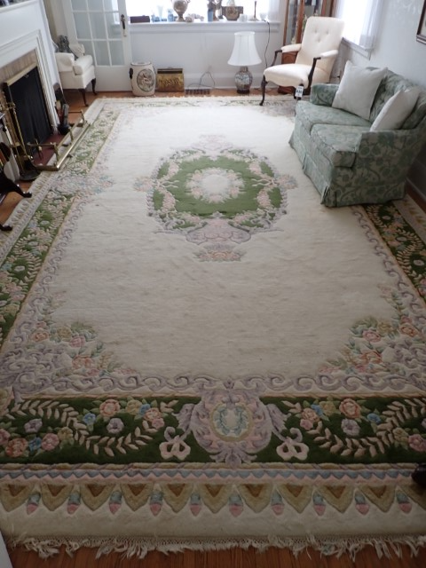 Large Chinese Rug - Photo 2