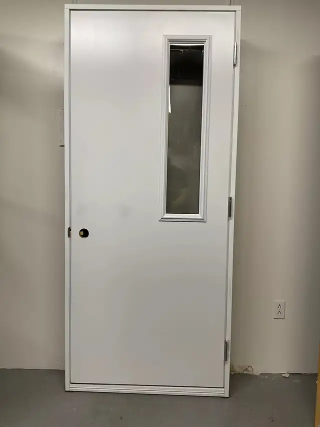 1331PA Porte d’acier 34″G Noire Verre clair 9 x 37 - Photo 2