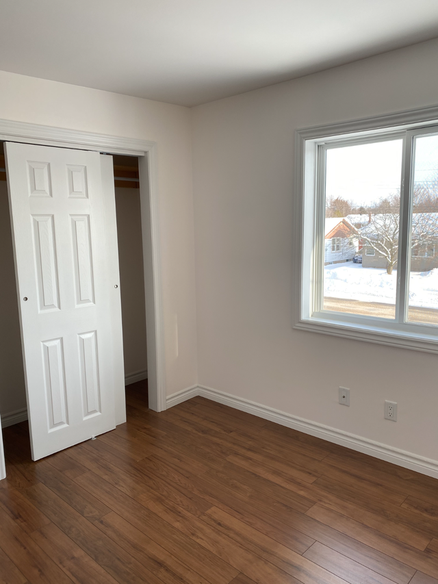 EXECUTIVE 2 BEDROOMS APARTMENT ON SECOND FLOOR - Photo 8