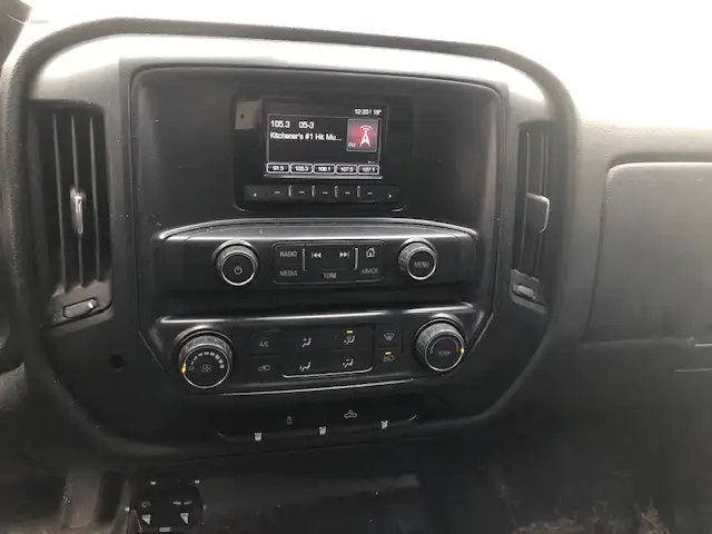 2014 GMC Sierra 1500 5.3 v8 4x4 6.5 box - Photo 10