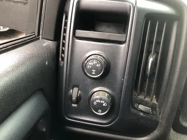 2014 GMC Sierra 1500 5.3 v8 4x4 6.5 box - Photo 12